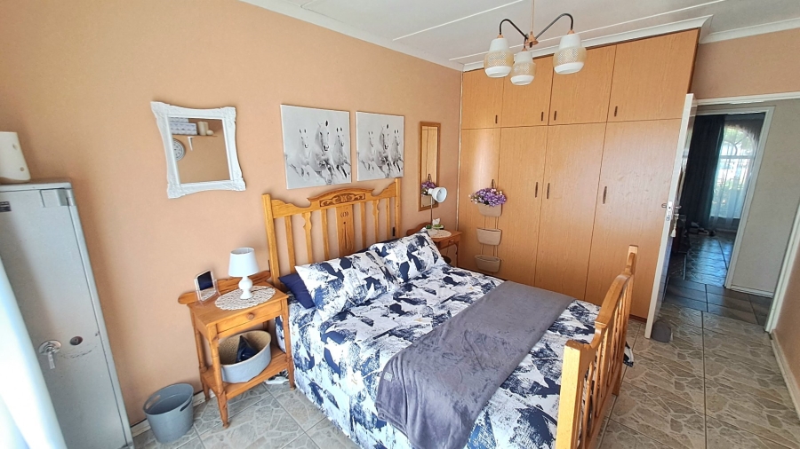 3 Bedroom Property for Sale in Langenhovenpark Free State